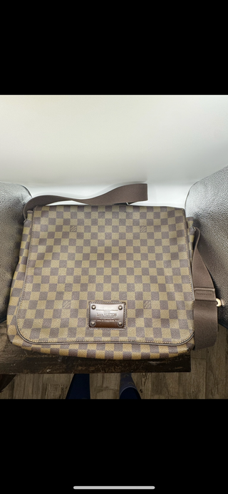 Louis Vuitton Damier Ebene Brooklyn GM Messenger Bag – Large