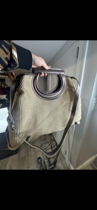 Salvatore Ferragamo Gancini Crossbody RUNWAY Bag – Vintage Designer Italian Leather Handbag