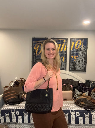 CHANEL Black Shoulder Bag