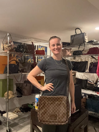 Louis Vuitton Damier Ebene Brooklyn MM Messenger Bag