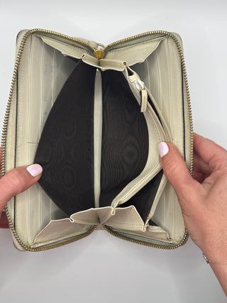 Gucci Sylvie Zippy Long Wallet