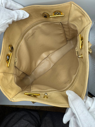CHANEL Vintage Cream Calfskin Bag
