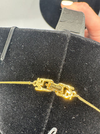 Nina Ricci Gold Pendant Necklace