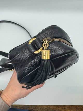 Gucci Interlocking G Soho Mini Crossbody Bag in Black