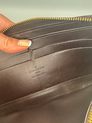 Louis Vuitton Vernis Maroon Patent Leather Zippy Wallet