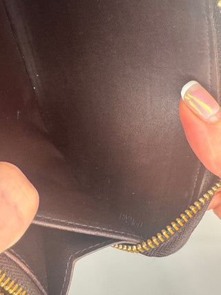 Louis Vuitton Vernis Maroon Patent Leather Zippy Wallet