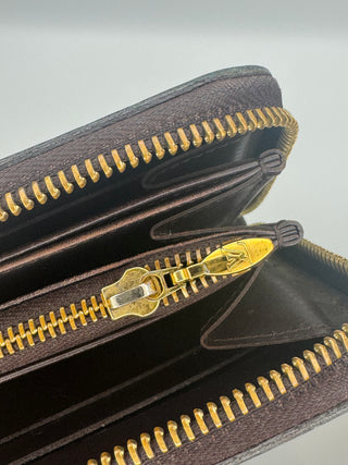 Louis Vuitton Vernis Maroon Patent Leather Zippy Wallet