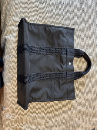 Hermes Her Line MM Hand Tote