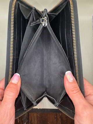 Gucci Discontinued Long Kingsnake Zippy Wallet