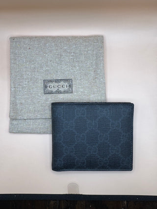 Gucci GG Emblem Bifold Men's Wallet in Black