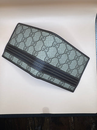 Gucci GG Supreme Canvas and Leather Mens Wallet