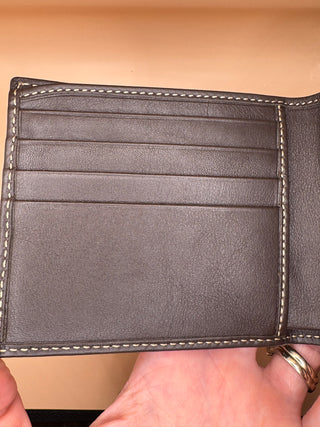 Gucci GG Supreme Canvas and Leather Mens Wallet